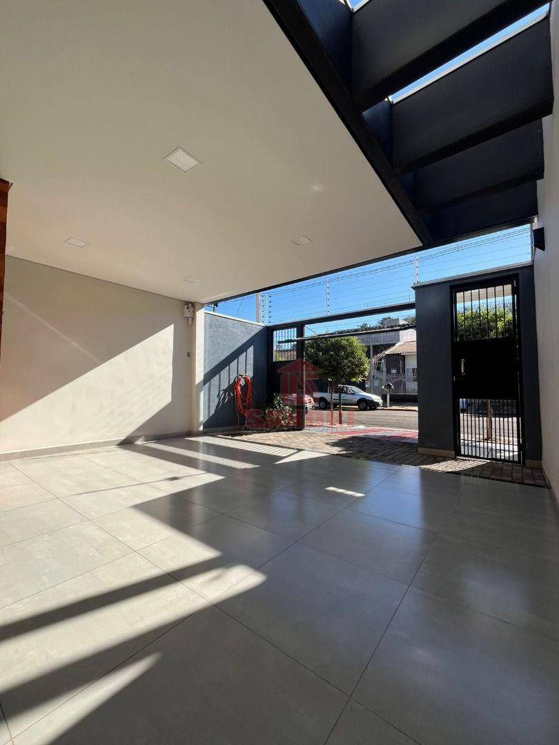 Sobrado à venda com 3 quartos, 226m² - Foto 3
