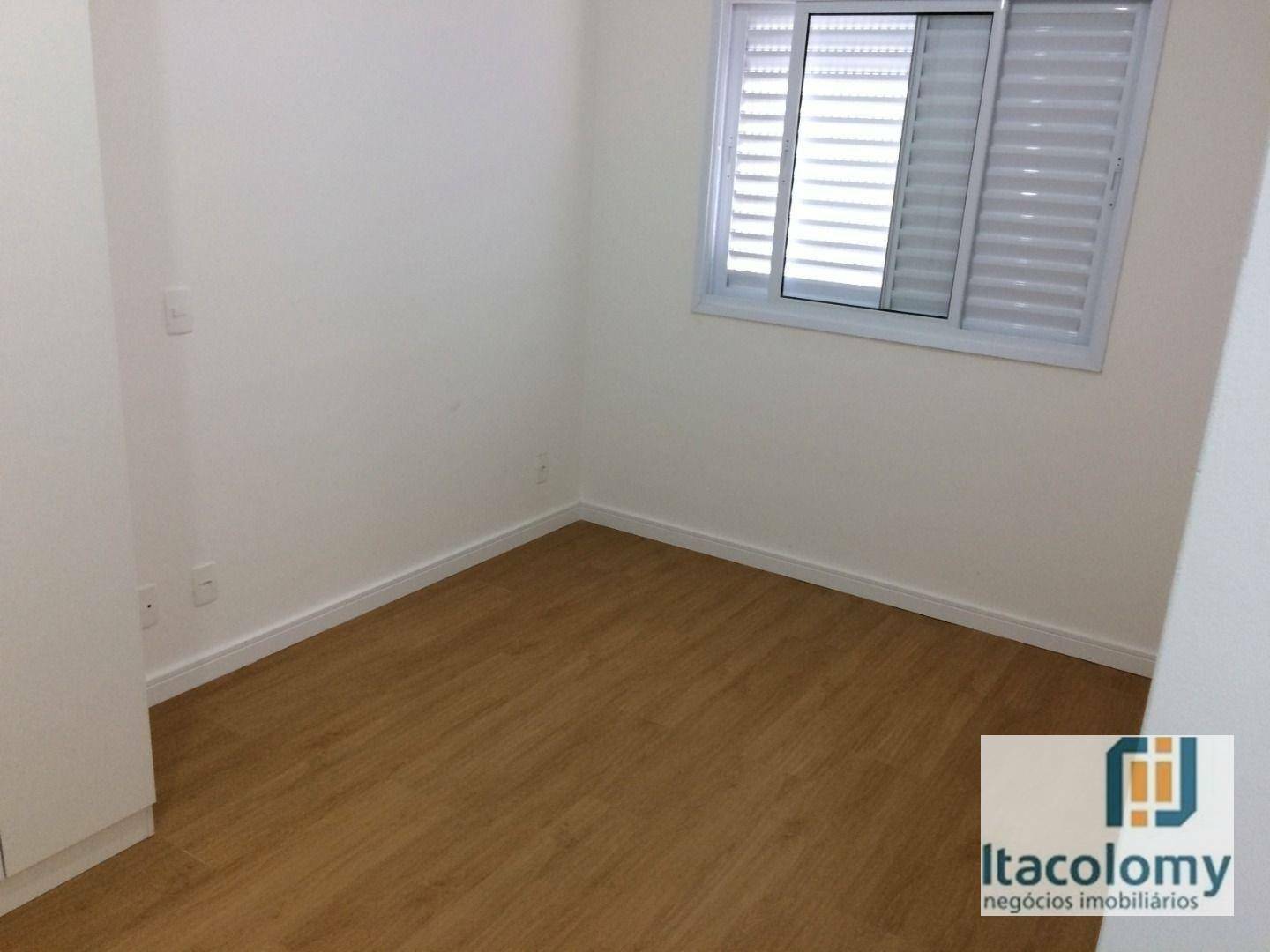 Apartamento à venda com 2 quartos, 62m² - Foto 27