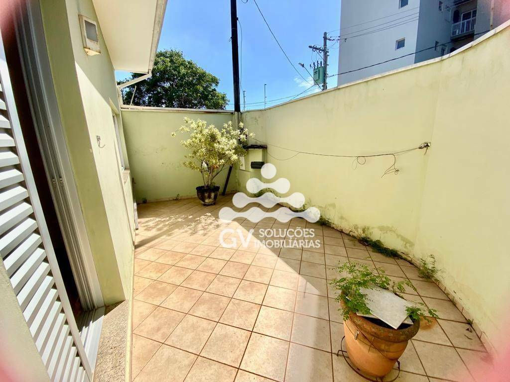 Casa à venda com 3 quartos, 176m² - Foto 5