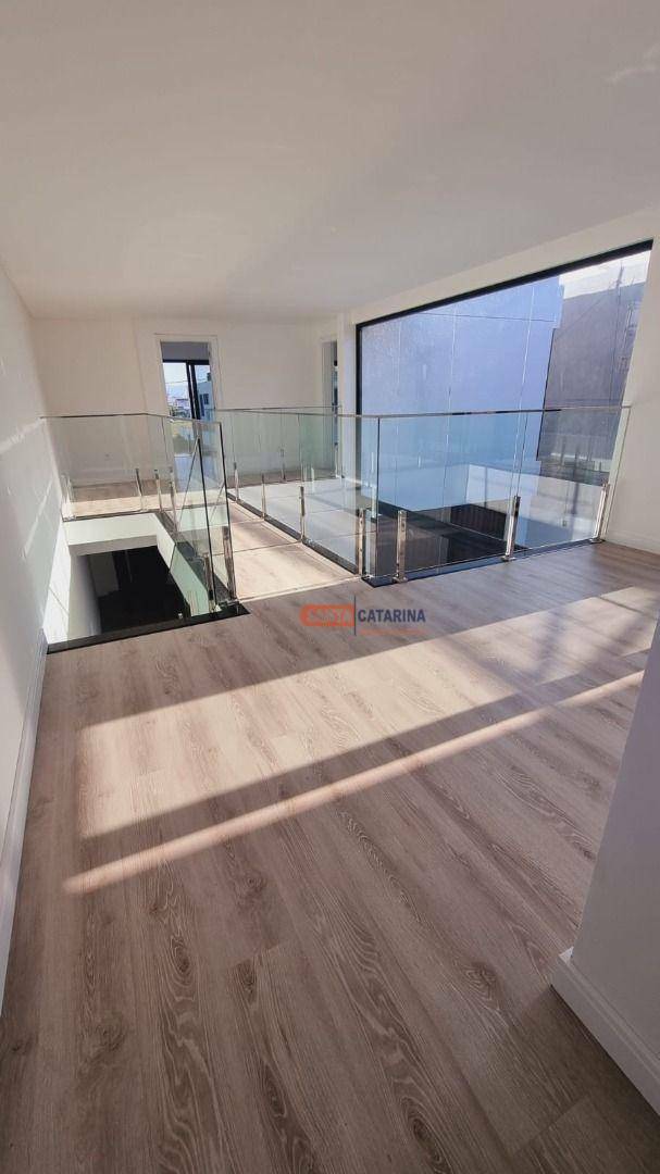 Casa à venda com 4 quartos, 234m² - Foto 21