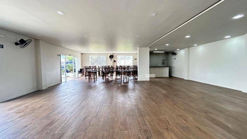 Apartamento à venda com 2 quartos, 60m² - Foto 13