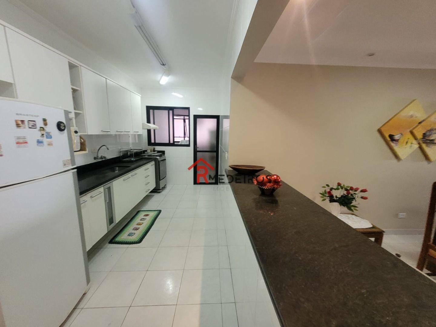 Apartamento à venda com 3 quartos, 131m² - Foto 9