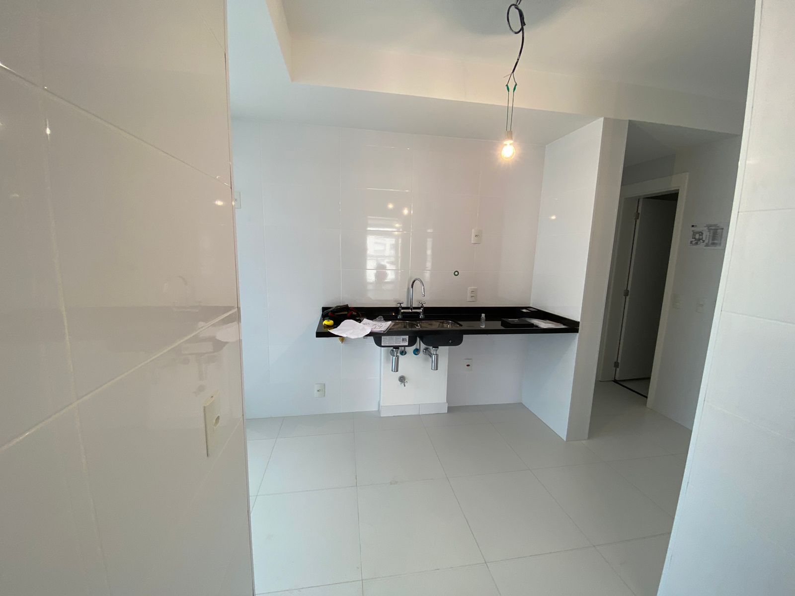 Apartamento à venda com 3 quartos, 170m² - Foto 11