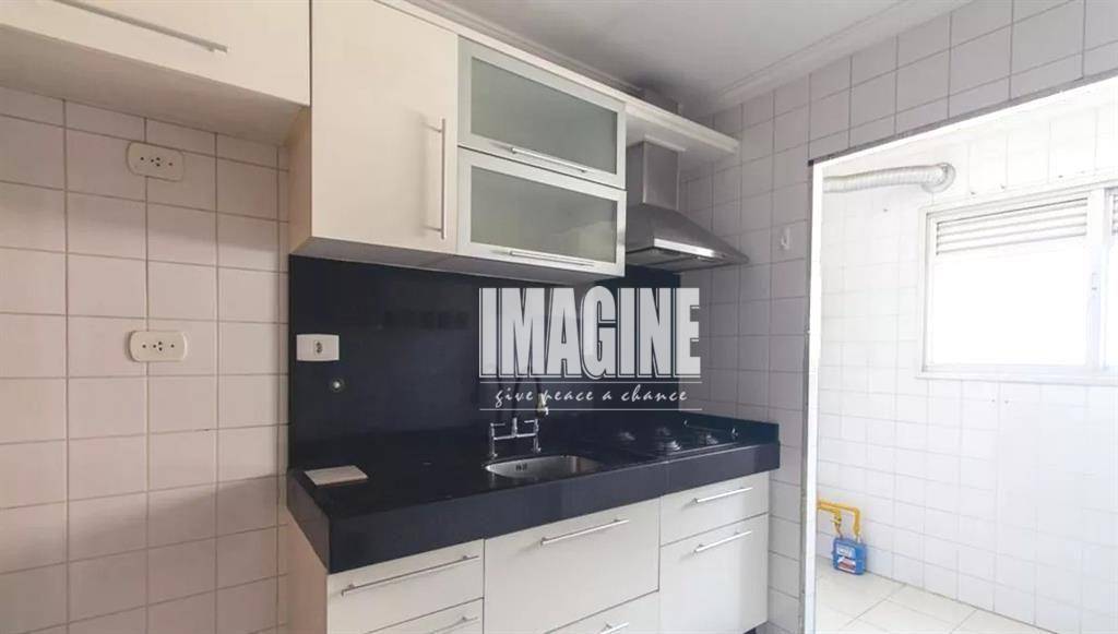 Apartamento à venda com 2 quartos, 65m² - Foto 14