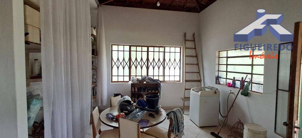 Chácara para alugar com 5 quartos, 240m² - Foto 12