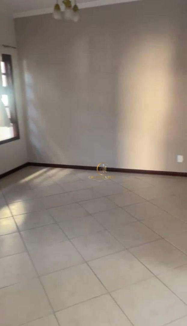 Sobrado para alugar com 4 quartos, 180m² - Foto 5