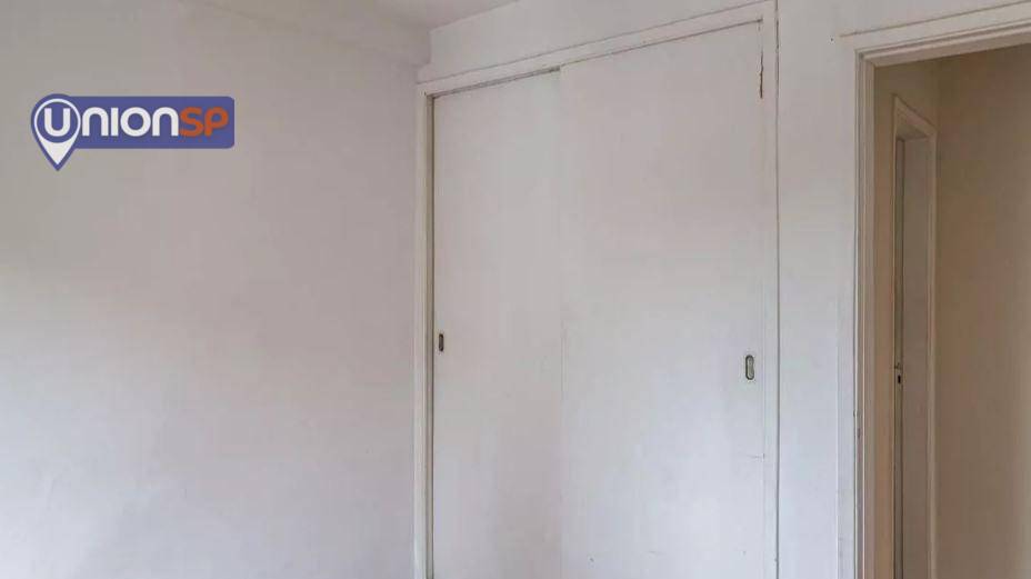 Apartamento à venda com 1 quarto, 40m² - Foto 8