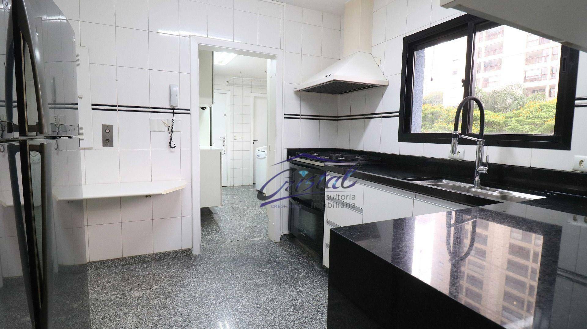 Apartamento à venda com 4 quartos, 234m² - Foto 56