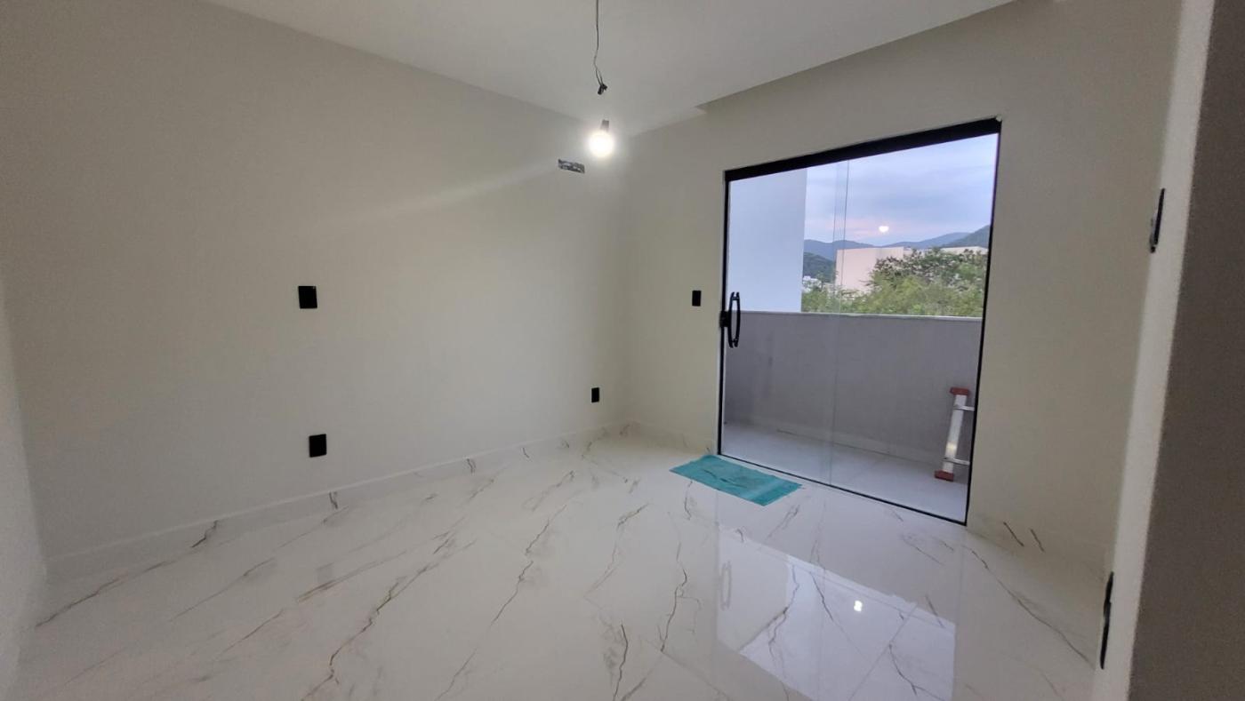 Casa de Condomínio à venda com 4 quartos, 283m² - Foto 25