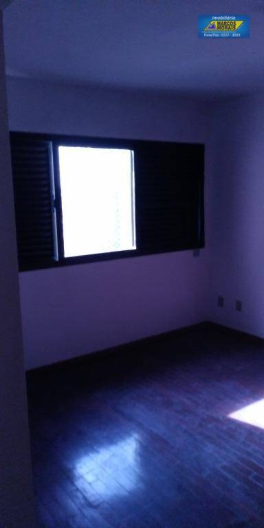 Apartamento à venda com 3 quartos, 180m² - Foto 6