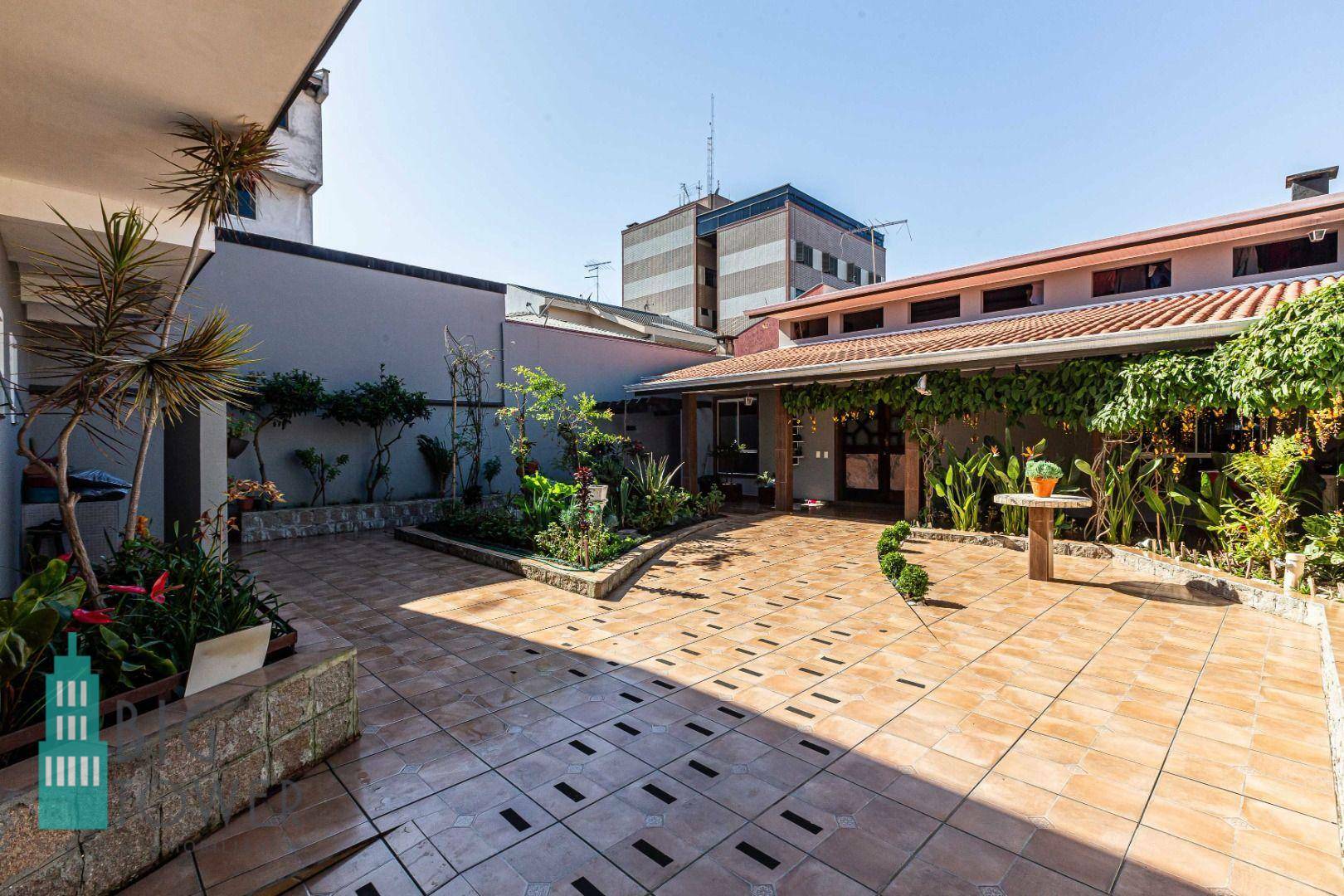Casa à venda com 3 quartos, 440m² - Foto 39