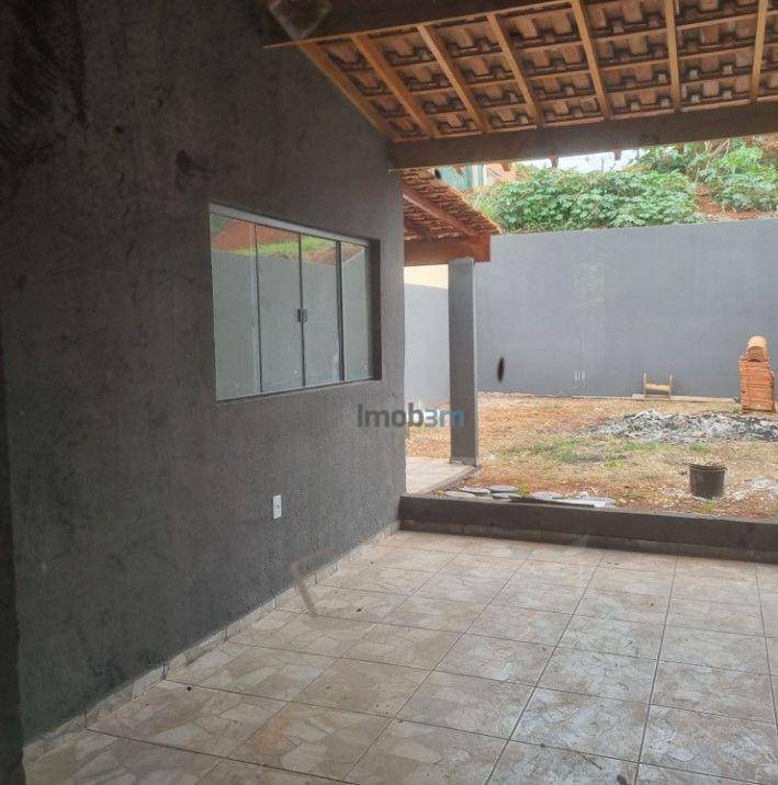 Casa à venda com 2 quartos, 109m² - Foto 18