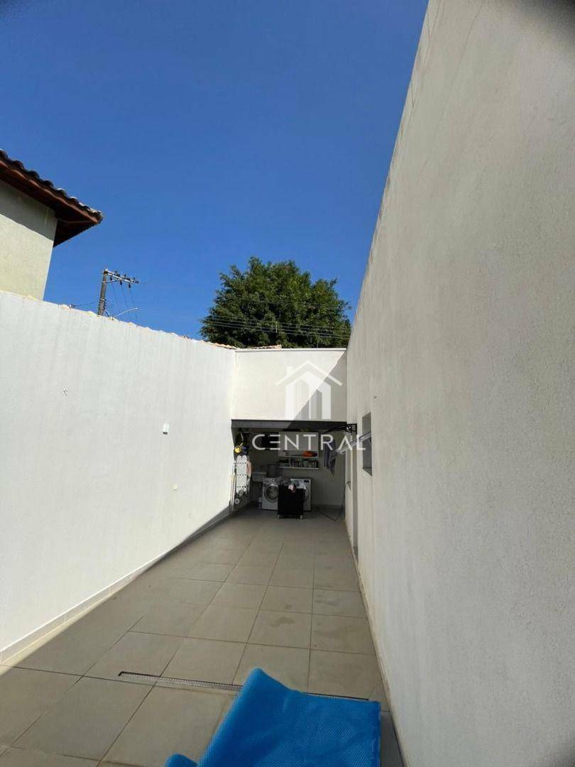 Casa de Condomínio à venda e aluguel com 4 quartos, 400m² - Foto 23