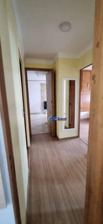 Apartamento à venda com 3 quartos, 74m² - Foto 9