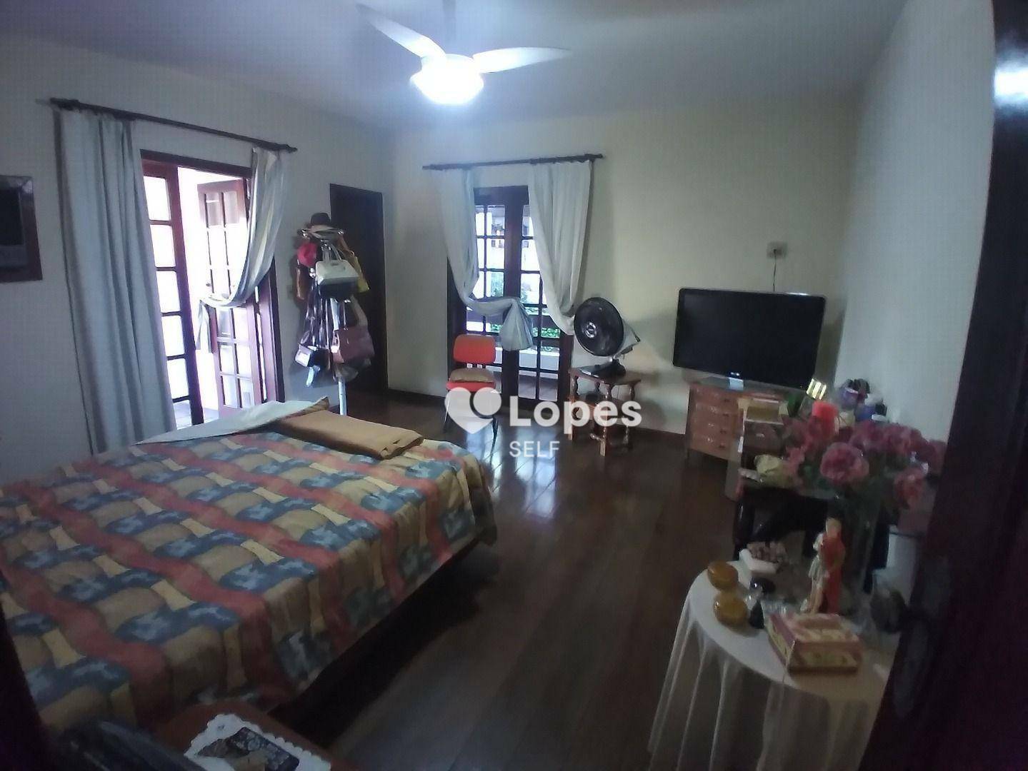 Casa de Condomínio à venda com 4 quartos, 500m² - Foto 11