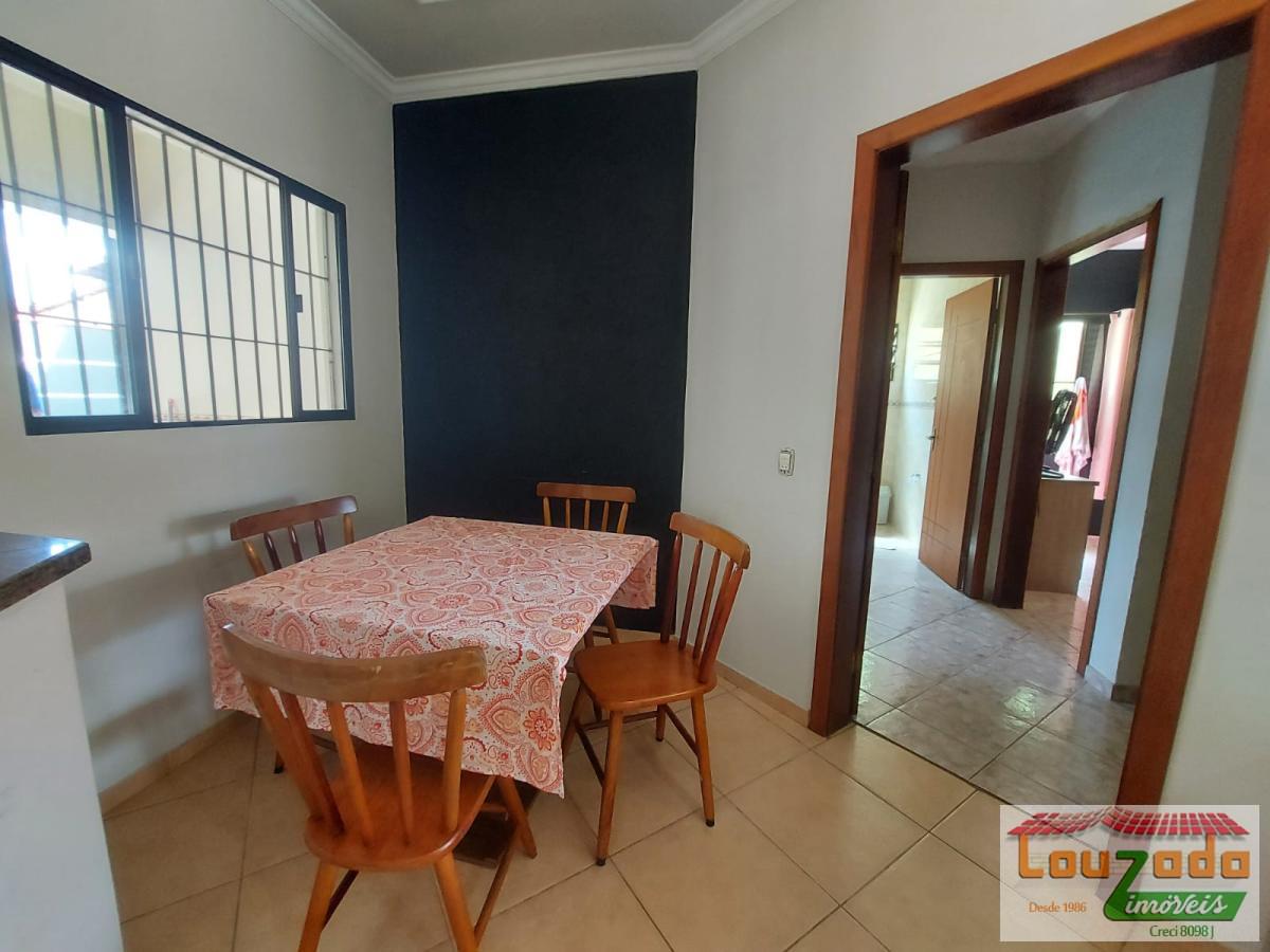 Casa à venda com 3 quartos, 250m² - Foto 6