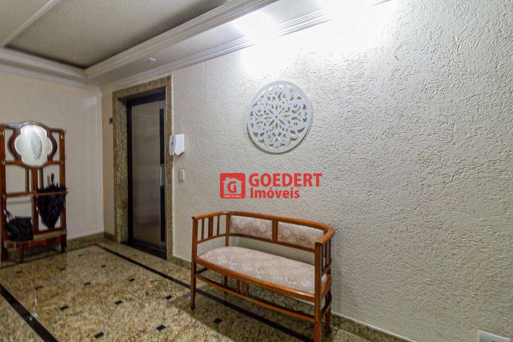 Apartamento à venda com 3 quartos, 132m² - Foto 44