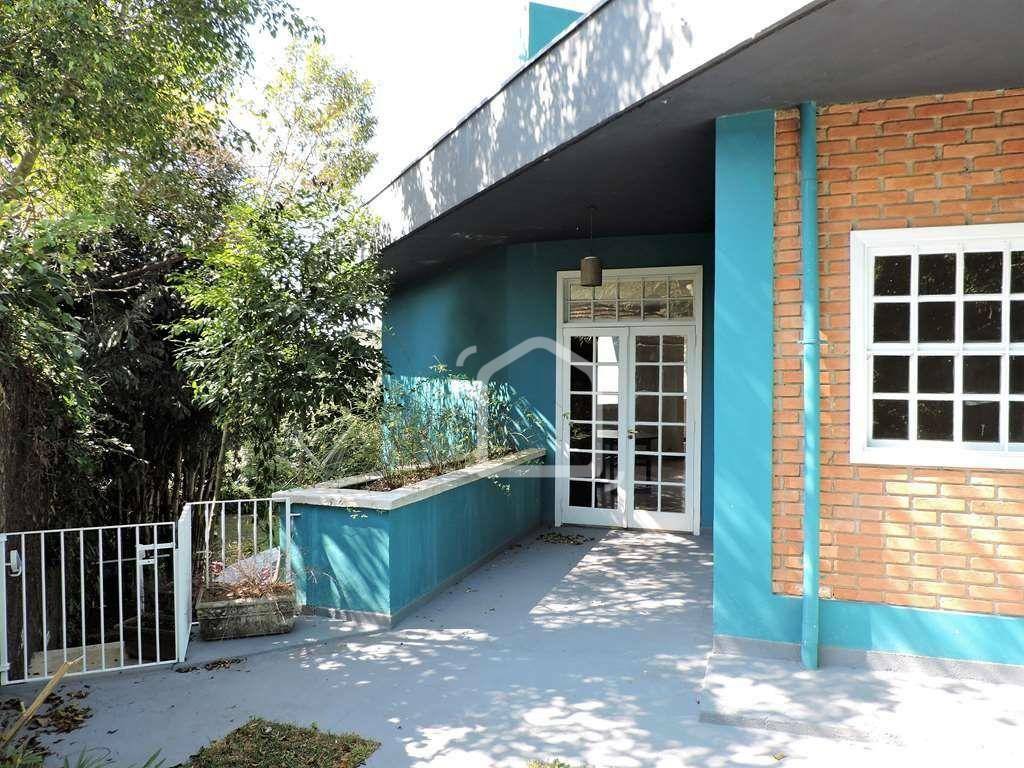 Casa de Condomínio à venda e aluguel com 6 quartos, 550m² - Foto 17