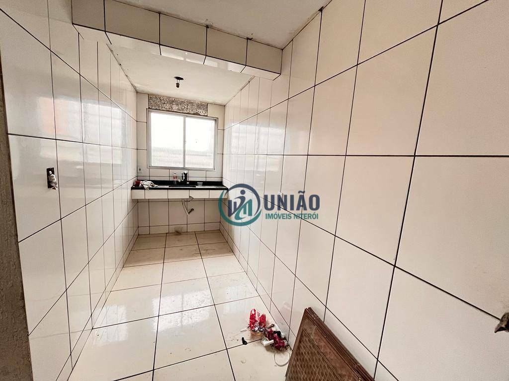 Casa à venda com 3 quartos, 150m² - Foto 15