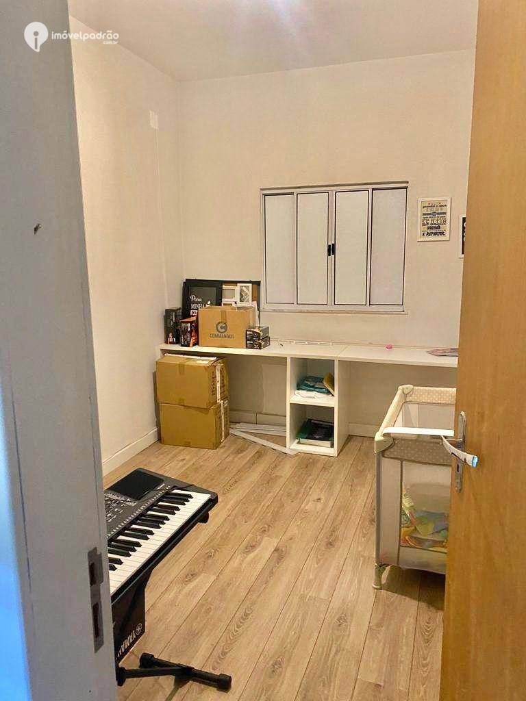 Casa à venda com 3 quartos, 120m² - Foto 16