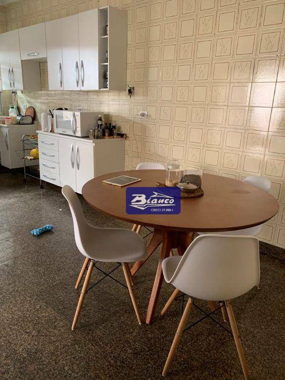 Sobrado à venda e aluguel com 5 quartos, 215m² - Foto 10