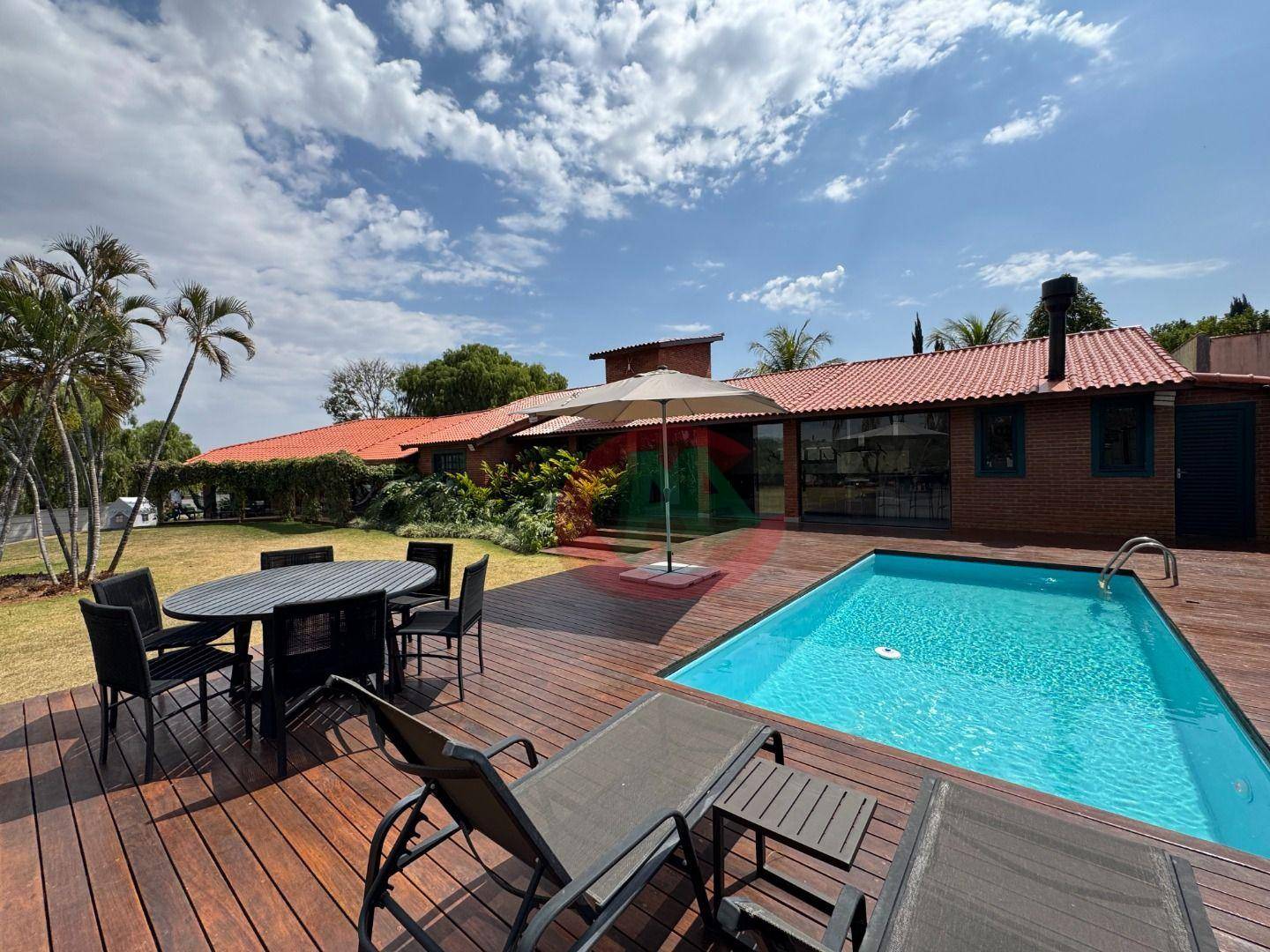 Chácara, 5 quartos, 2000 m² - Foto 1