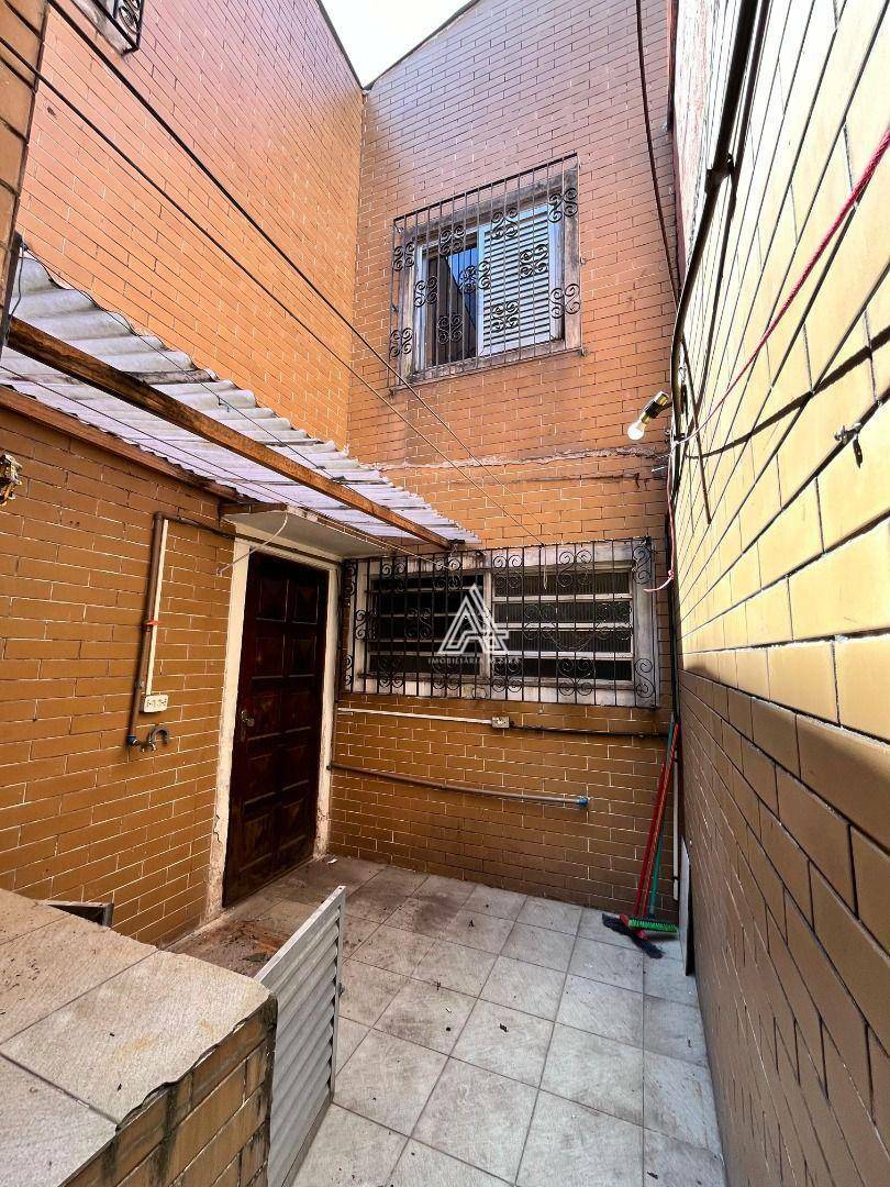 Sobrado à venda e aluguel com 3 quartos, 202m² - Foto 10