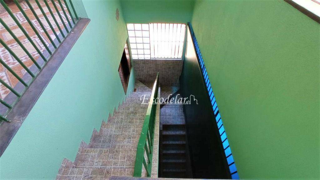 Sobrado à venda com 3 quartos, 200m² - Foto 37