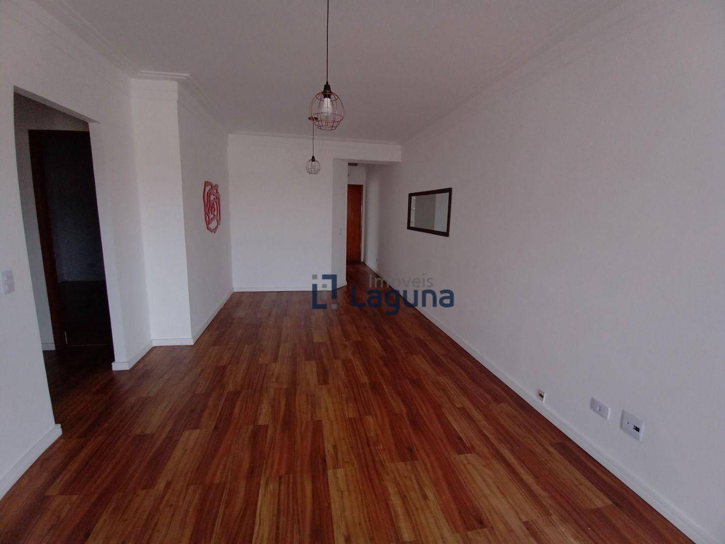 Apartamento para alugar com 2 quartos, 82m² - Foto 2