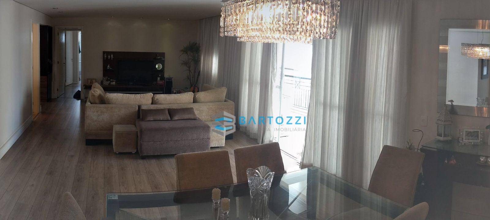 Apartamento à venda com 3 quartos, 165m² - Foto 2