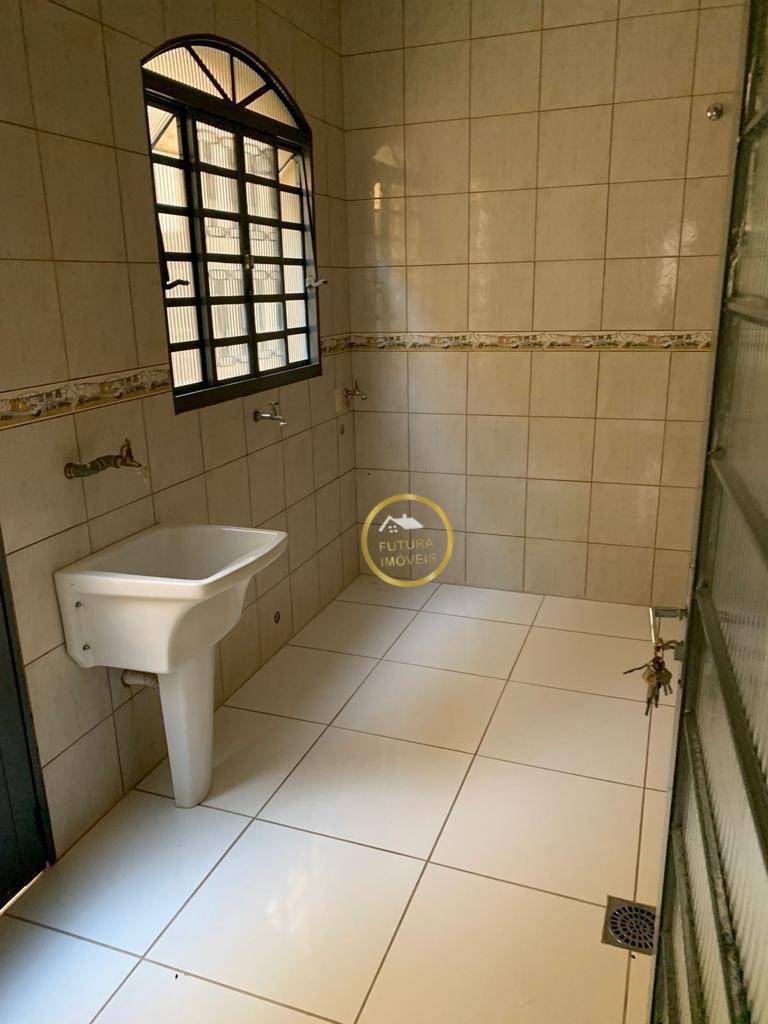 Casa à venda e aluguel com 3 quartos, 520m² - Foto 20