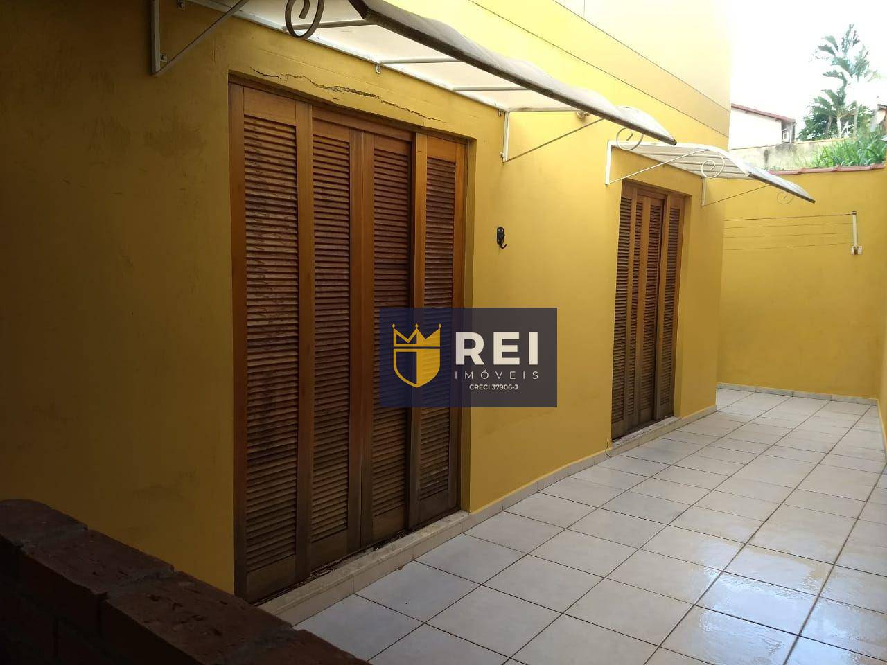 Apartamento à venda com 2 quartos, 80m² - Foto 1