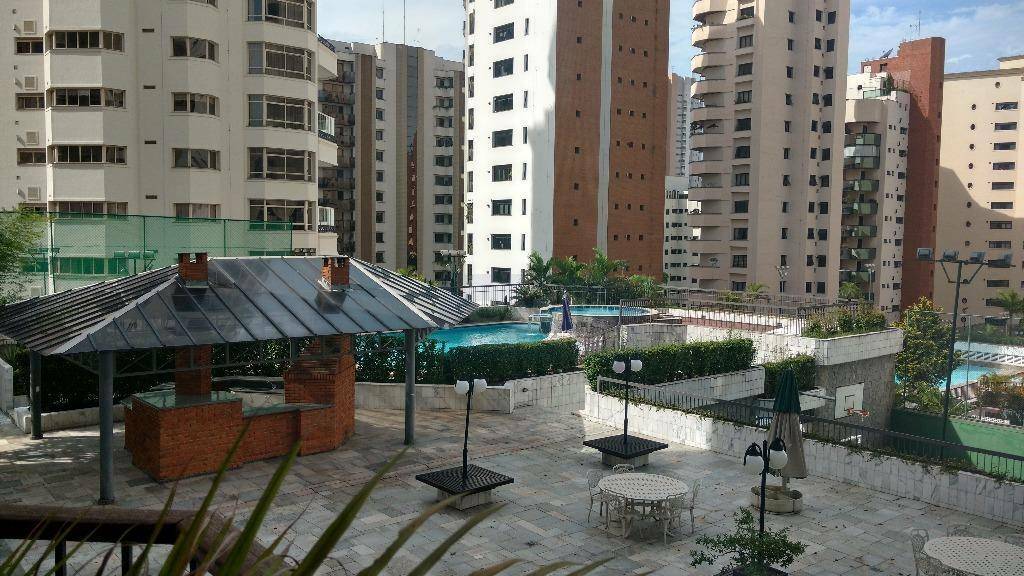 Apartamento à venda com 4 quartos, 326m² - Foto 20