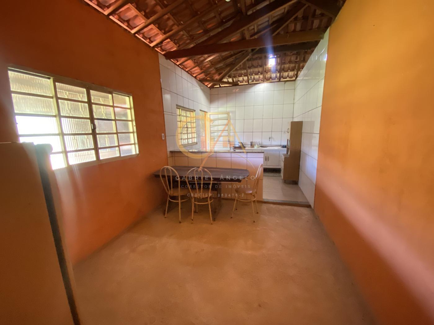 Fazenda à venda com 3 quartos, 1543m² - Foto 8