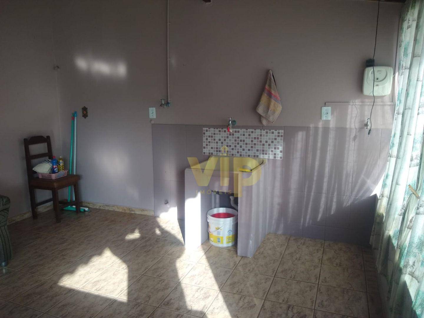 Casa à venda com 2 quartos, 110m² - Foto 17