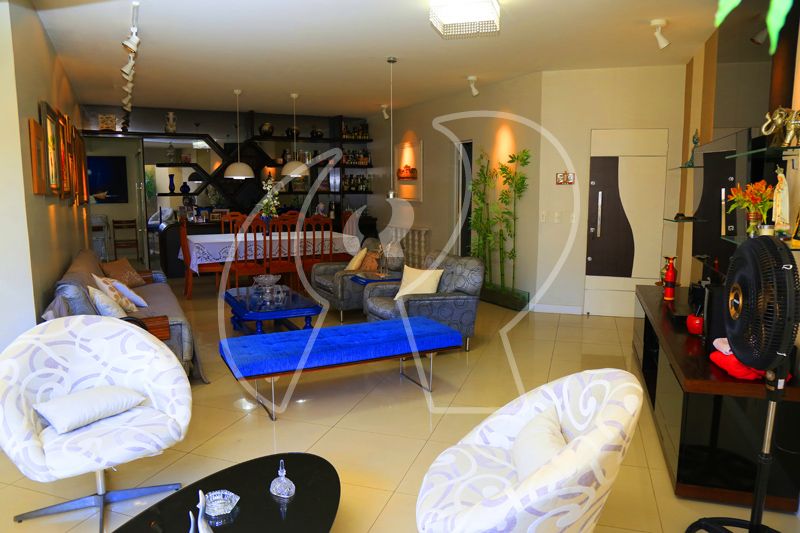 Apartamento à venda com 3 quartos, 193m² - Foto 3