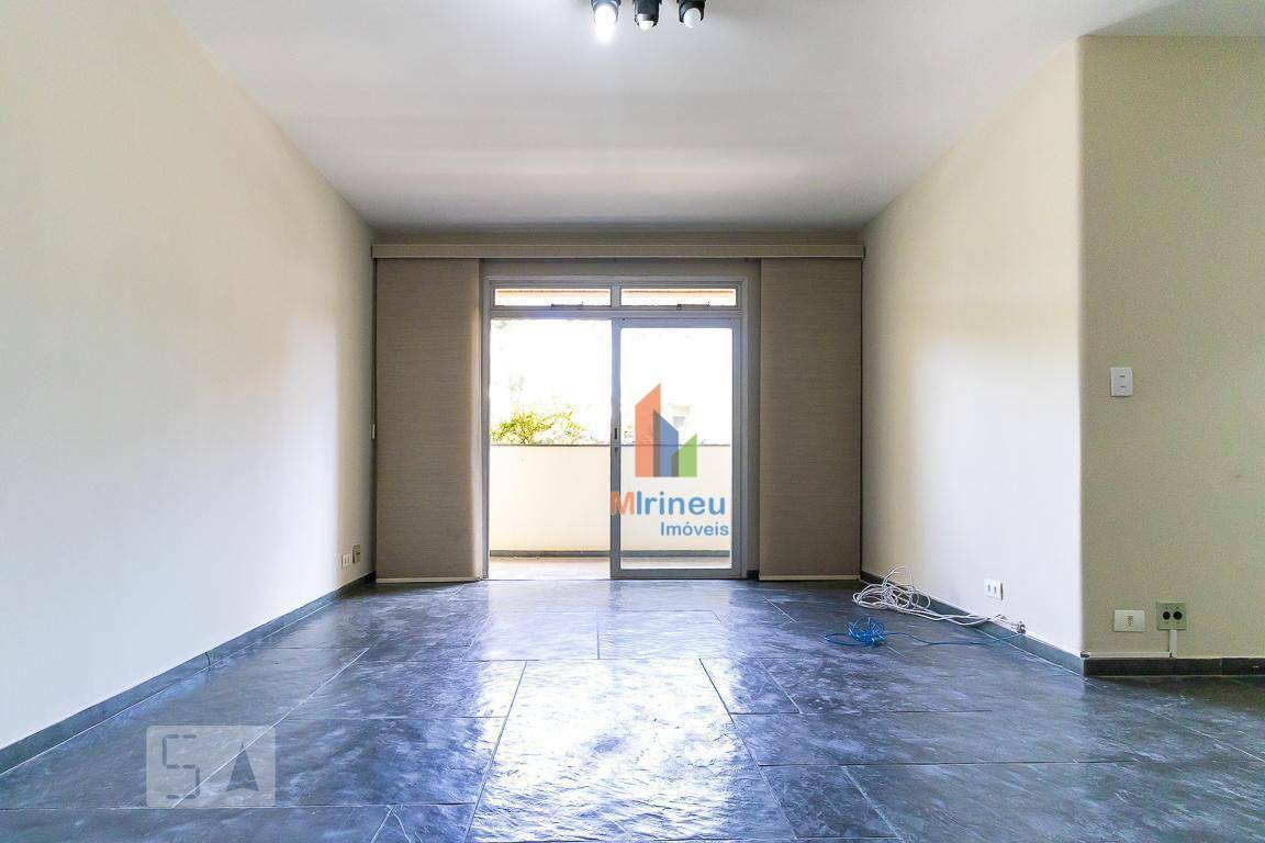 Apartamento à venda com 4 quartos, 135m² - Foto 9