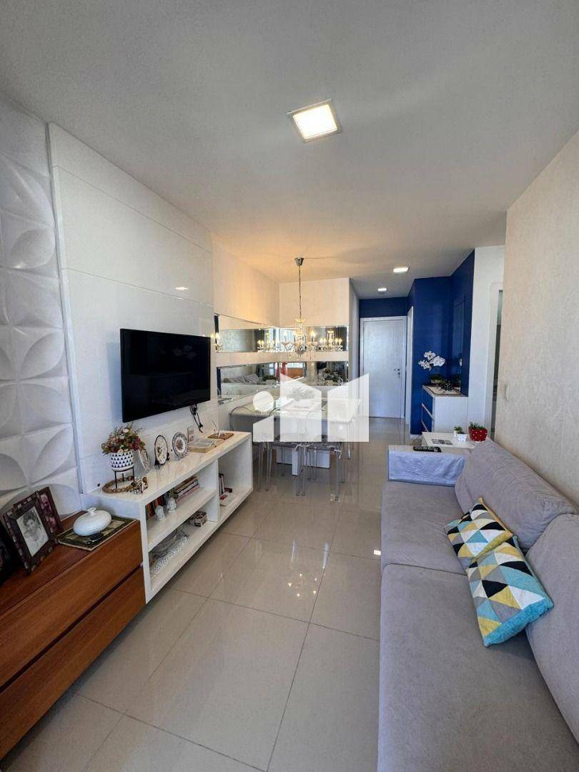 Apartamento à venda com 2 quartos, 82m² - Foto 7