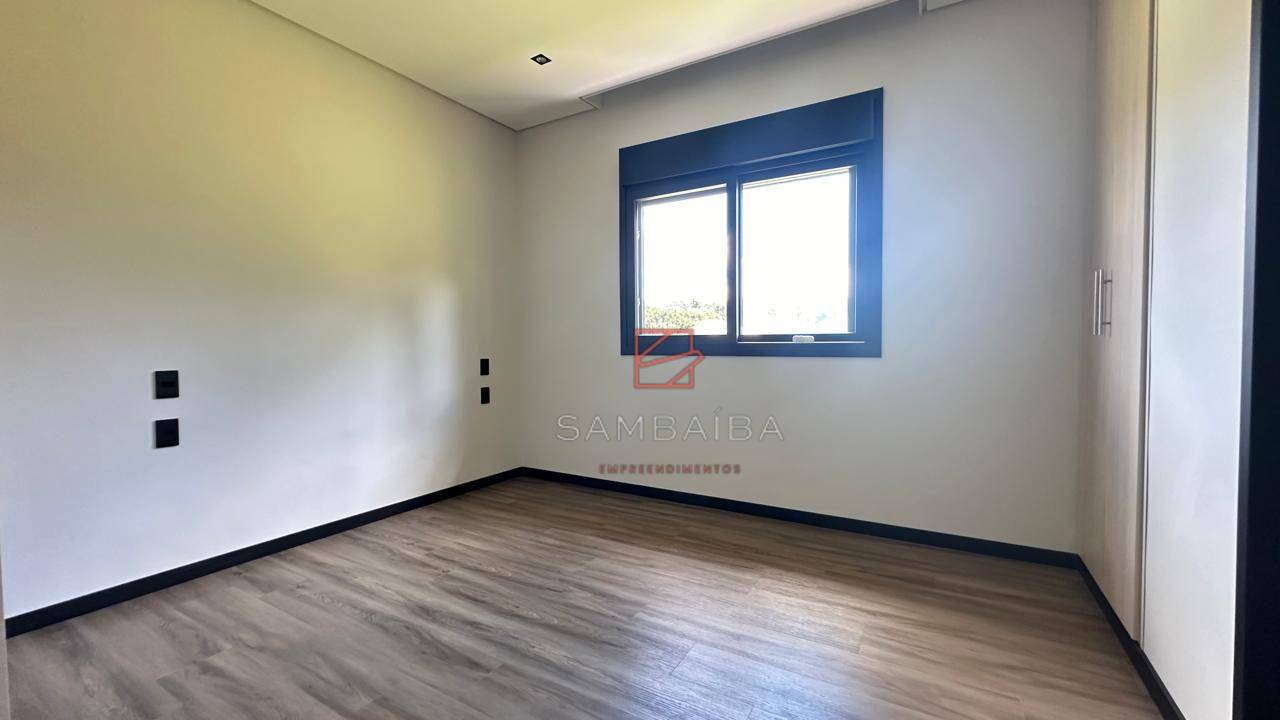 Casa à venda com 3 quartos, 350m² - Foto 25