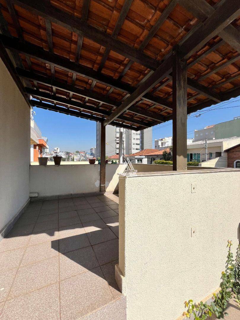 Sobrado à venda com 3 quartos, 200m² - Foto 44