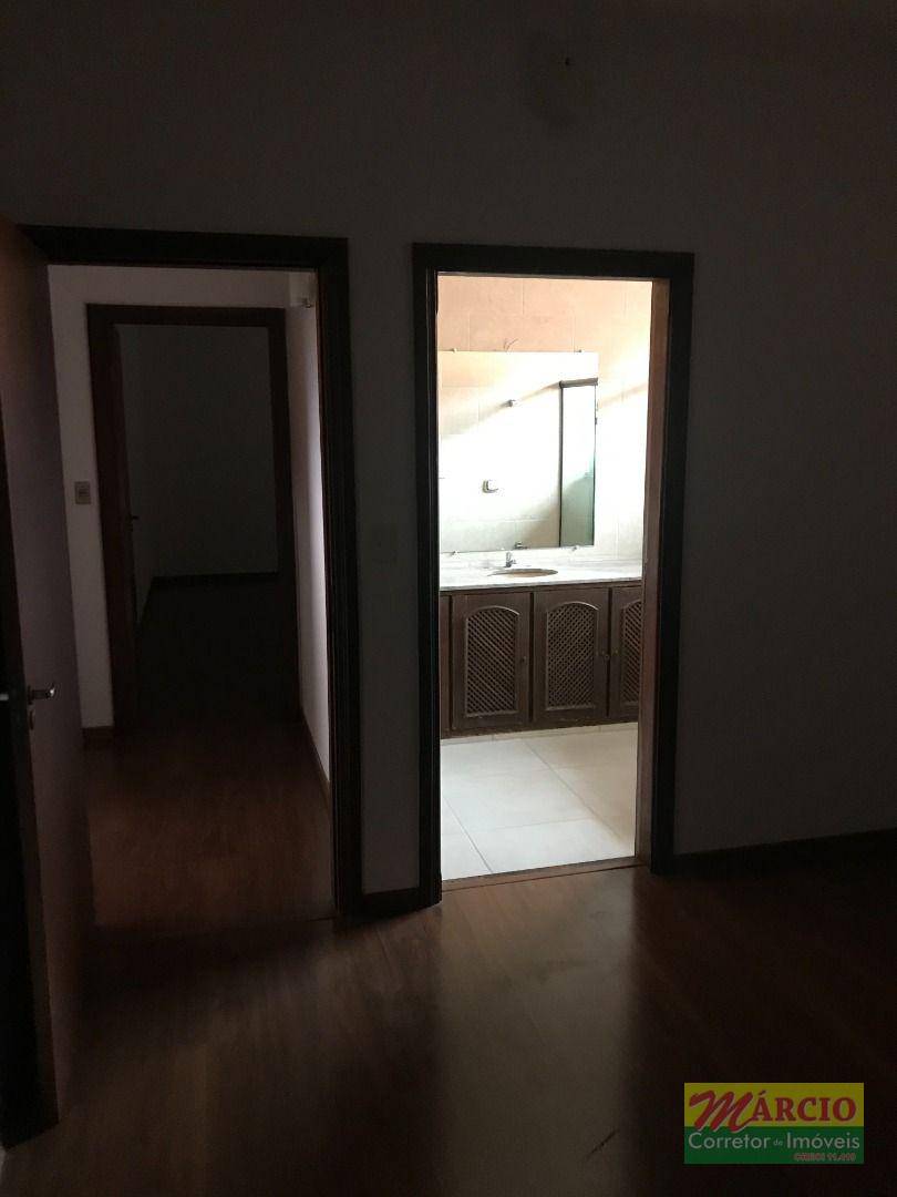 Casa à venda e aluguel com 3 quartos, 500m² - Foto 17