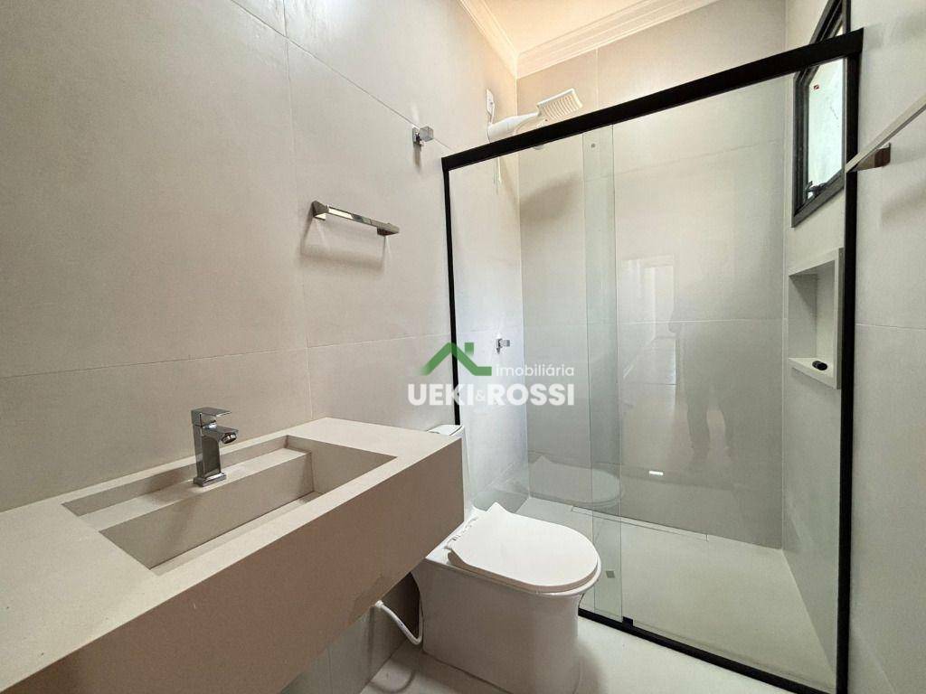 Casa à venda com 3 quartos, 79m² - Foto 2