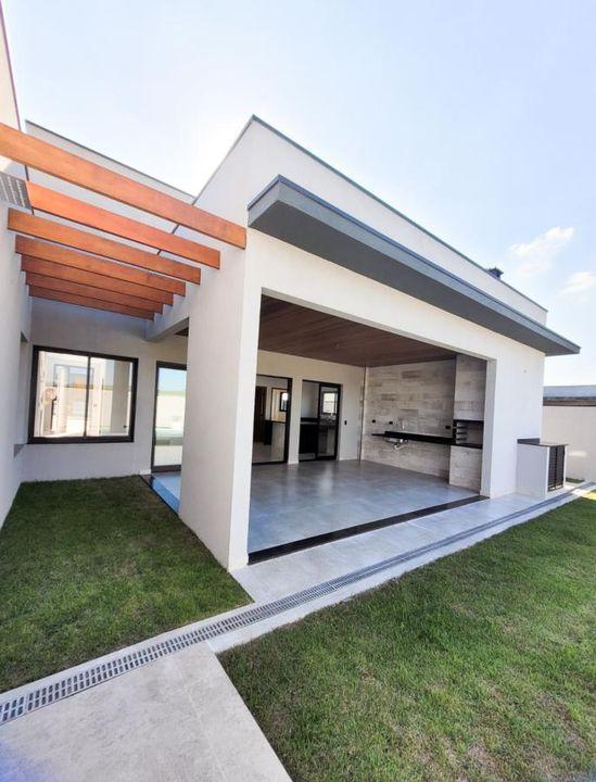 Casa de Condomínio à venda com 3 quartos, 255m² - Foto 2