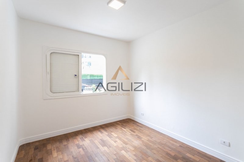 Apartamento à venda com 3 quartos, 128m² - Foto 35