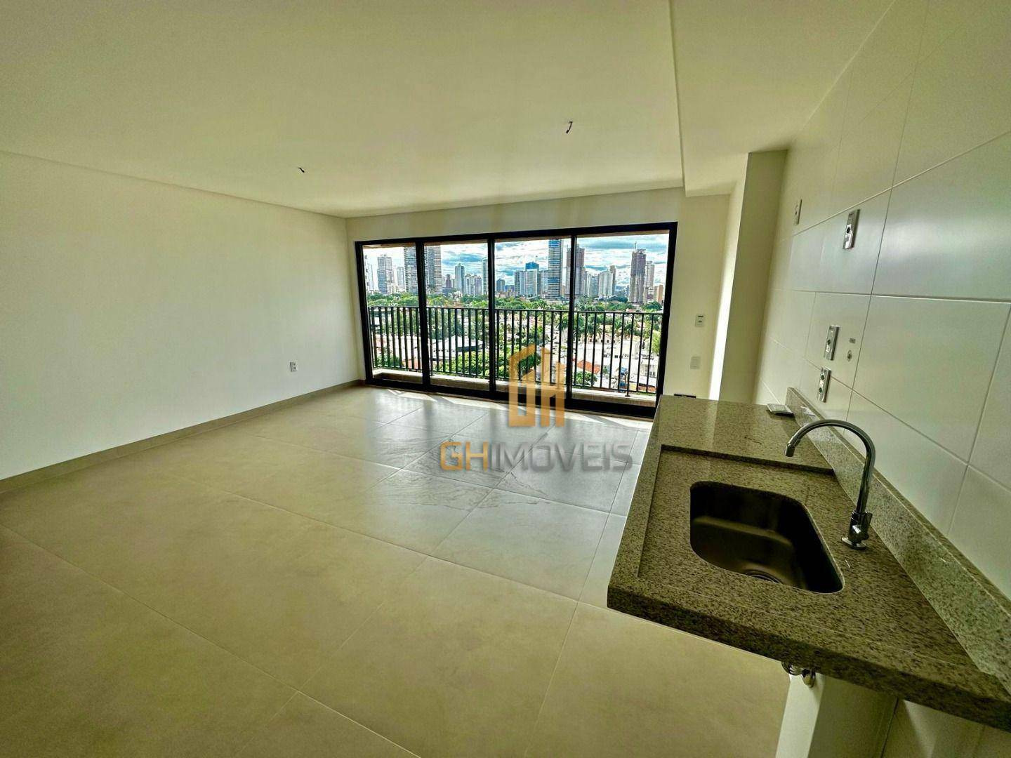 Apartamento à venda com 3 quartos, 116m² - Foto 2