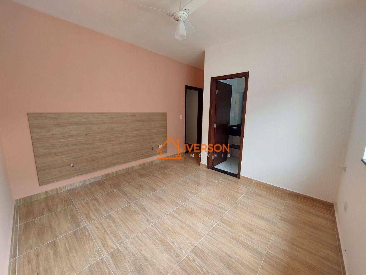 Casa à venda com 2 quartos, 79m² - Foto 11