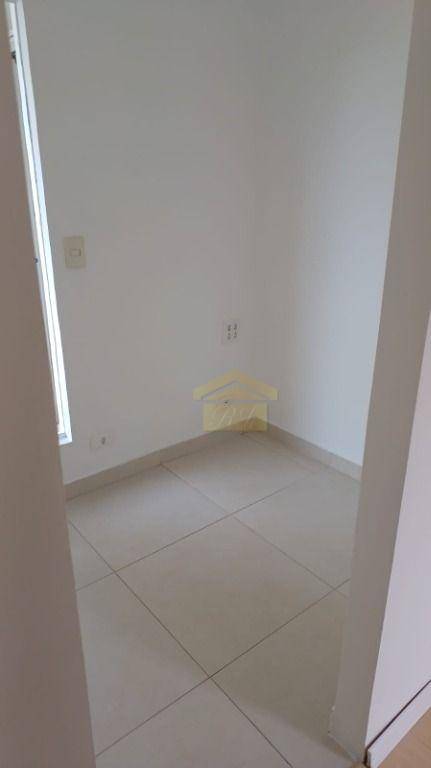 Apartamento à venda com 2 quartos, 67m² - Foto 11