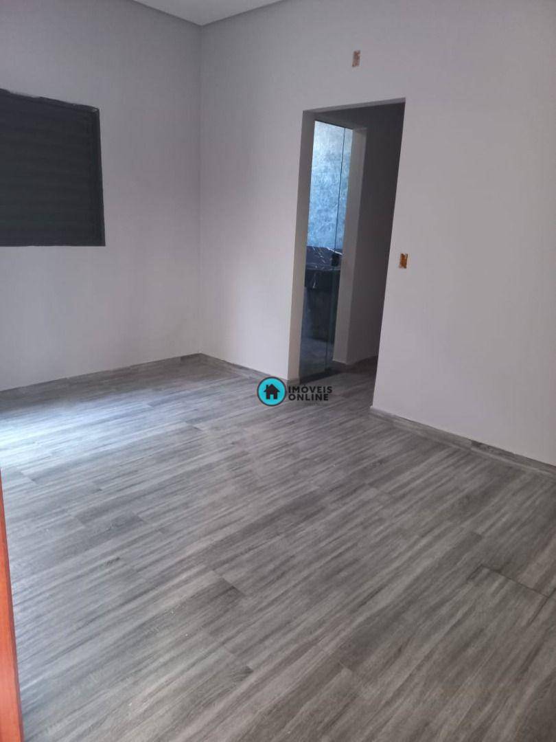 Casa à venda com 3 quartos, 142m² - Foto 8