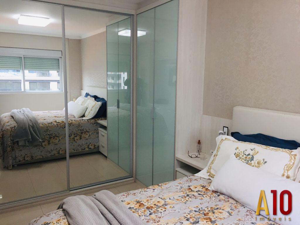 Apartamento à venda com 3 quartos, 122m² - Foto 35