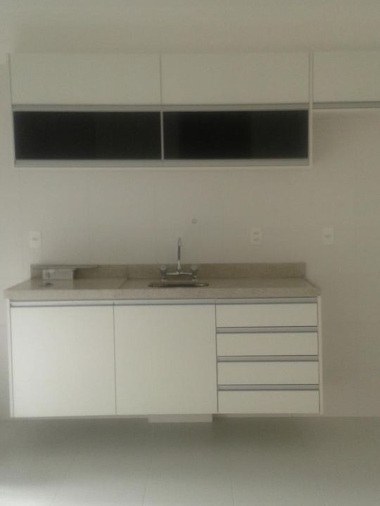 Apartamento à venda com 2 quartos, 64m² - Foto 5